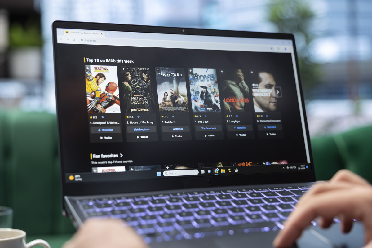 IPTV streaming and movie viewing guide