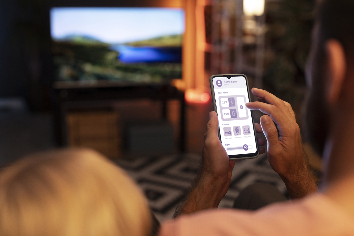 Watching IPTV on a smartphone and multiple devices